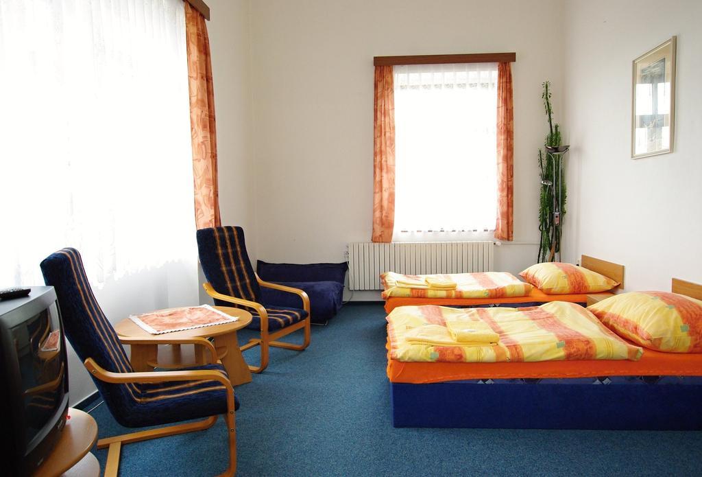 Koleje Zamecek Hotel Lednice Luaran gambar